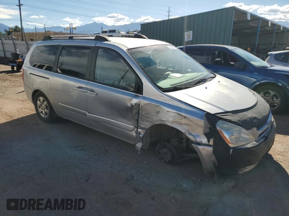 2007 Kia Sedona EX with VIN KNDMB233976116902, listed as a Copart auction lot 71683194 with 229,383 mi miles and Salvage Title. Bid and sale history available at carsss.com. Image 4.