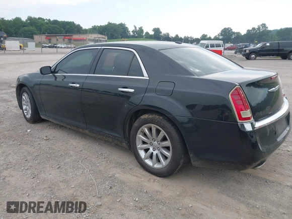 2012 Chrysler 300 Limited z VIN 2C3CCACG7CH198230, wystawiony jako IAAI lot #42435771 z przebiegiem 192 560 mil mil oraz . Historia ofert i sprzedaży dostępna na DreamBid. Obrazek 3.
