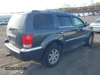 2008 Chrysler Aspen Limited z VIN 1A8HW58N98F157347, wystawiony jako IAAI lot #42073532 z przebiegiem 76 303 mil mil oraz . Historia ofert i sprzedaży dostępna na DreamBid. Obrazek 4.