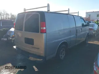 2006 Chevrolet City Express Cargo z VIN 1GCEG15X261239839, wystawiony jako IAAI lot #41196866 z przebiegiem 212 938 mil mil oraz . Historia ofert i sprzedaży dostępna na DreamBid. Obrazek 4.