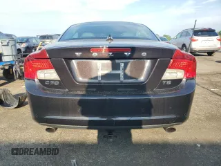 2013 Volvo C70 T5 with VIN YV1672MC0DJ141229, listed as a Copart auction lot 62493895 with 116,103 mi miles and Salvage title. Bid and sale history available at DreamBid. Image 6.