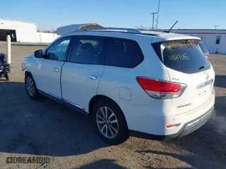 2014 Nissan Pathfinder SV with VIN 5N1AR2MM4EC648865, listed as a IAAI auction lot 41647085 with 214,415 mi miles. Bid and sale history available at carsss.com. Image 3.
