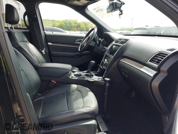 2019 Ford Explorer Limited with VIN 1FM5K8F82KGB41797, listed as a IAAI auction lot 41869760 with 73,858 mi miles and . Bid and sale history available at carsss.com. Image 5.