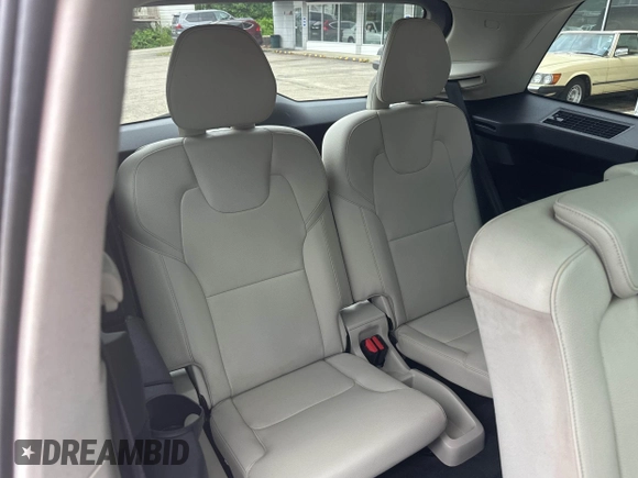 2016 Volvo XC90 T6 Momentum с VIN YV4A22PK7G1092761, выставлен на аукционе IAAI как лот 42497650 с пробегом 119 018 миль миль и . История ставок и продаж доступна на DreamBid. Изображение 6.