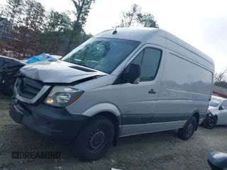 2016 Mercedes-Benz Sprinter Cargo with VIN WD3PE7DD0GP204413, listed as a IAAI auction lot 41503035 with 184,000 mi miles. Bid and sale history available at carsss.com. Image 14.