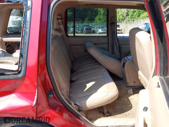 2001 Ford Explorer XLT z VIN 1FMZU73E01ZA05817, wystawiony jako IAAI lot #42550182 z przebiegiem 185 304 mil mil oraz . Historia ofert i sprzedaży dostępna na DreamBid. Obrazek 8.