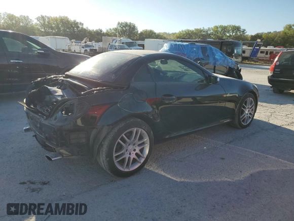 2008 Mercedes-Benz SLK-Class 3.0L with VIN WDBWK54F58F188487, listed as a Copart auction lot 71207744 with 85,281 mi miles and Salvage Title. Bid and sale history available at carsss.com. Image 3.