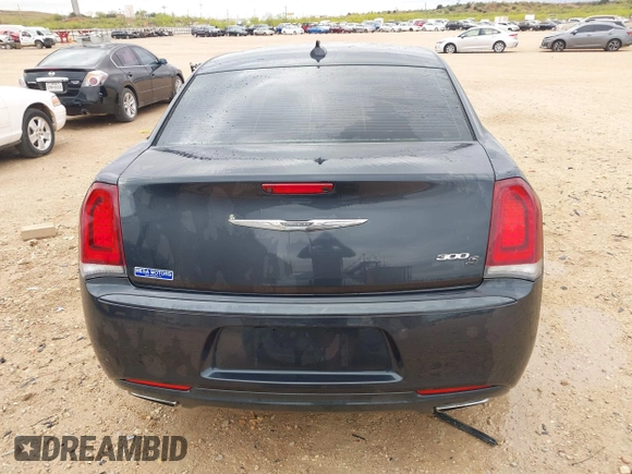 2018 Chrysler 300 with VIN 2C3CCABGXJH214404, listed as a IAAI auction lot 41941275 with 165,289 mi miles. Bid and sale history available at carsss.com. Image 16.