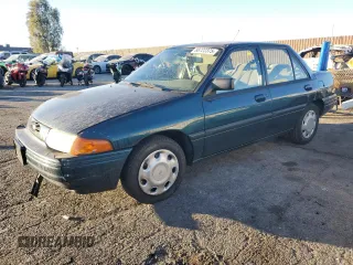 1995 Ford Escort z VIN 3FASP13J5SR115460, wystawiony jako Copart lot #88722375 z przebiegiem 110 682 mil mil oraz Szkody całkowita. Historia ofert i sprzedaży dostępna na DreamBid. Obrazek 1.