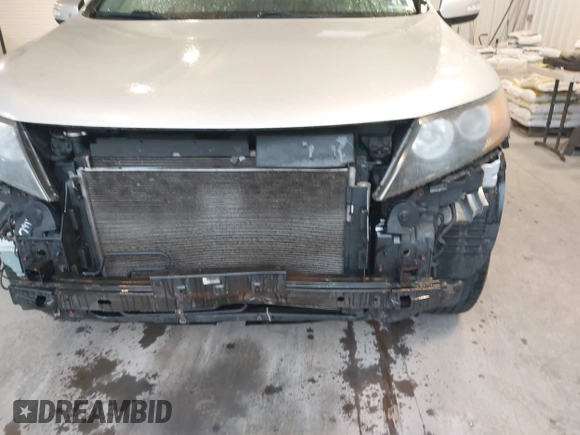 2012 Kia Sorento LX z VIN 5XYKT4A12CG220012, wystawiony jako IAAI lot #41961319 z przebiegiem 132 700 mil mil oraz . Historia ofert i sprzedaży dostępna na DreamBid. Obrazek 6.
