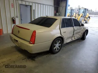 2007 Cadillac DTS V8 z VIN 1G6KD57YX7U201089, wystawiony jako Copart lot #44665825 z przebiegiem 117 048 mil mil oraz Szkoda całkowita • Salvage title. Historia ofert i sprzedaży dostępna na DreamBid. Obrazek 3.