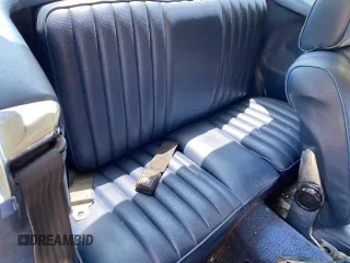 1975 Mercedes-Benz SL with VIN 10704412027415, listed as a Copart auction lot 82576724 with 105,242 mi miles and Clean title. Bid and sale history available at DreamBid. Image 6.