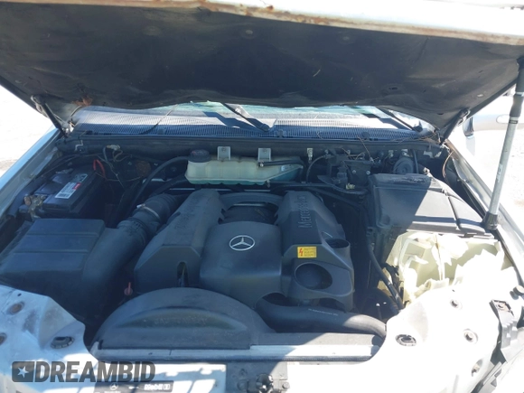 2004 Mercedes-Benz M 350 with VIN 4JGAB57E84A472827, listed as a IAAI auction lot 42135826 with 221,174 mi miles and . Bid and sale history available at DreamBid. Image 10.