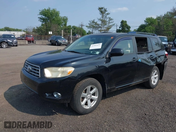 2009 Toyota Highlander z VIN JTEDS41A292082496, wystawiony jako IAAI lot #42495433 z przebiegiem 100 118 mil mil oraz . Historia ofert i sprzedaży dostępna na DreamBid. Obrazek 17.