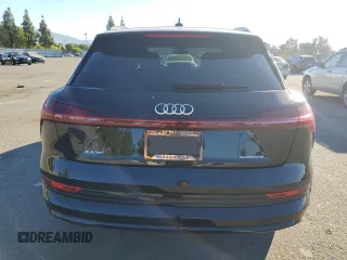 2022 Audi e-tron Premium with VIN WA1AAAGE0NB028153, listed as a Copart auction lot 68147894 with 28,256 mi miles and Salvage Title. Bid and sale history available at DreamBid. Image 6.