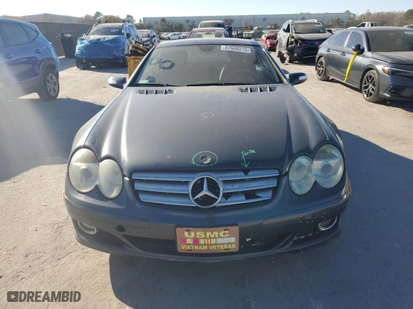 2008 Mercedes-Benz SL-Class V8 with VIN WDBSK71F98F141543, listed as a Copart auction lot 87600215 with 0 mi miles and Salvage Title. Bid and sale history available at carsss.com. Image 5.