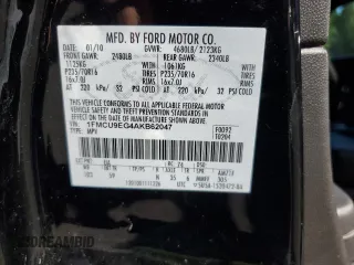 2010 Ford Escape Limited с VIN 1FMCU9EG4AKB62047, выставлен на аукционе Copart как лот 62946685 с пробегом 87 232 миль миль и Списание • Salvage title. История ставок и продаж доступна на DreamBid. Изображение 12.
