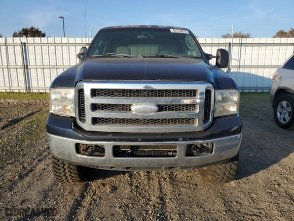2005 Ford Excursion Special Serv with VIN 1FMSU41P35ED41981, listed as a Copart auction lot 83770674 with NaN miles and Clean Title. Bid and sale history available at carsss.com. Image 5.