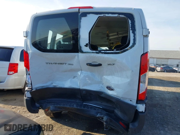 2021 Ford Transit Passenger XL z VIN 1FBAX2Y80MKA30698, wystawiony jako IAAI lot #40880936 z przebiegiem 119 808 mil mil oraz . Historia ofert i sprzedaży dostępna na DreamBid. Obrazek 6.