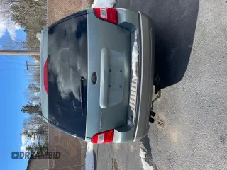2005 Ford Freestyle SE with VIN 1FMZK01185GA45433, listed as a Copart auction lot 47642915 with 144,382 mi miles and Clean Title. Bid and sale history available at carsss.com. Image 3.