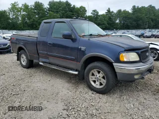 2002 Ford F-150 XL z VIN 1FTRX18L02NA96421, wystawiony jako Copart lot #64867095 z przebiegiem 135 401 mil mil oraz Czysty tytuł • Clean title. Historia ofert i sprzedaży dostępna na DreamBid. Obrazek 4.