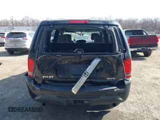 2014 Honda Pilot LX with VIN 5FNYF4H22EB015512, listed as a IAAI auction lot 41753515 with 152,287 mi miles and . Bid and sale history available at DreamBid. Image 16.