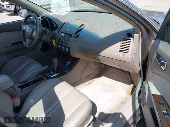 2005 Nissan Altima 3.5 SE with VIN 1N4BL11DX5C353106, listed as a IAAI auction lot 41833288 with 148,146 mi miles. Bid and sale history available at carsss.com. Image 5.