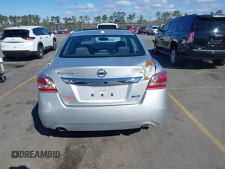 2013 Nissan Altima SV with VIN 1N4AL3AP7DC112135, listed as a IAAI auction lot 41720386 with 171,721 mi miles and . Bid and sale history available at carsss.com. Image 17.