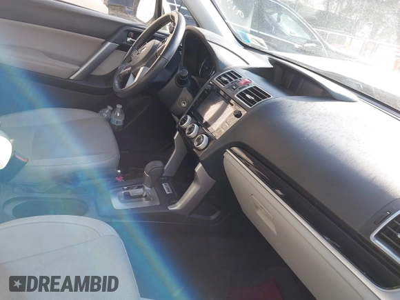 2018 Subaru Forester Limited with VIN JF2SJAJC2JH535484, listed as a IAAI auction lot 41587820 with 91,917 mi miles. Bid and sale history available at carsss.com. Image 5.
