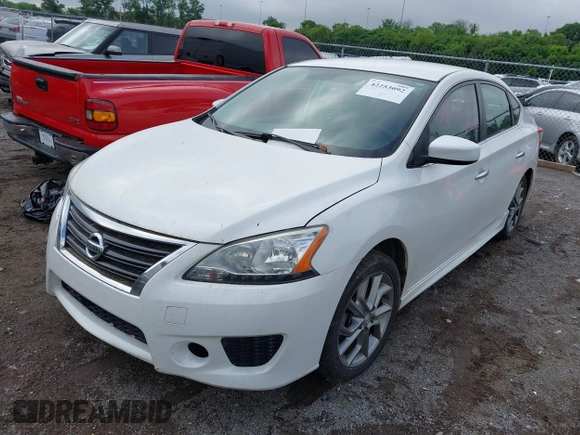 2014 Nissan Sentra SR z VIN 3N1AB7AP2EL640016, wystawiony jako IAAI lot #42253092 z przebiegiem 105 760 mil mil oraz . Historia ofert i sprzedaży dostępna na DreamBid. Obrazek 2.