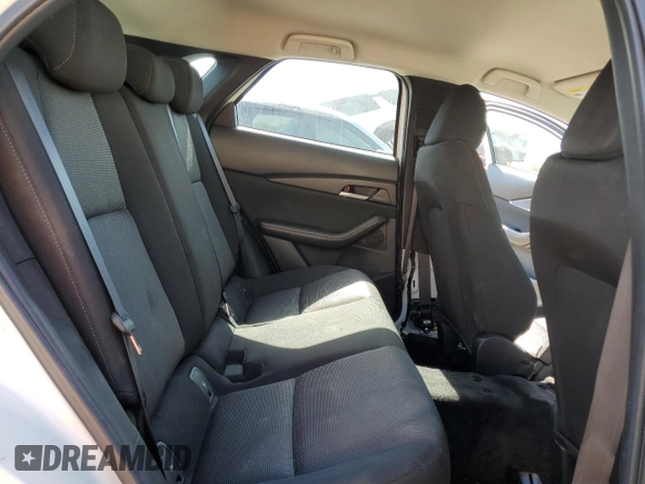 2024 Mazda CX-30 S with VIN 3MVDMBAM3RM628145, listed as a Copart auction lot 52155035 with 8,925 mi miles and Salvage title. Bid and sale history available at DreamBid. Image 11.