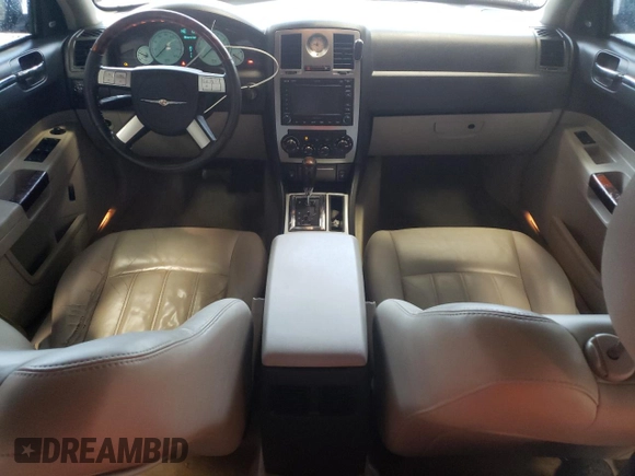 2006 Chrysler 300 C with VIN 2C3KA63H66H400714, listed as a Copart auction lot 71831914 with 288,577 mi miles and Salvage Title. Bid and sale history available at carsss.com. Image 8.