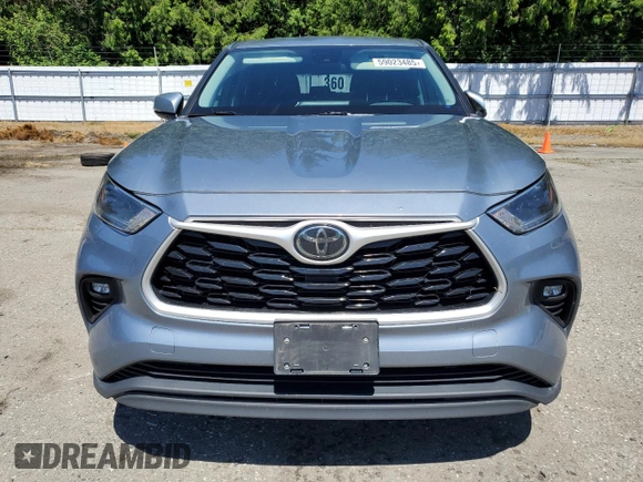 2021 Toyota Highlander L with VIN 5TDBZRBH5MS059988, listed as a Copart auction lot 59023485 with 96,215 mi miles and Salvage title. Bid and sale history available at DreamBid. Image 5.