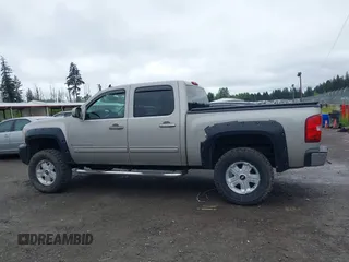 2009 Chevrolet Silverado 1500 LT with VIN 3GCEK23329G261849, listed as a IAAI auction lot 42149453 with 146,253 mi miles and . Bid and sale history available at DreamBid. Image 14.