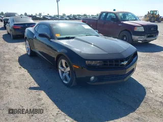 2011 Chevrolet Camaro 2LT z VIN 2G1FC1ED2B9160837, wystawiony jako IAAI lot #42343199 z przebiegiem 194 125 mil mil oraz . Historia ofert i sprzedaży dostępna na DreamBid. Obrazek 1.