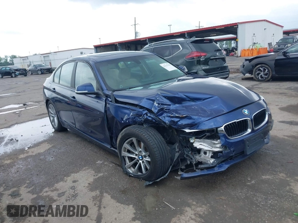 2017 BMW 3 Series 320i z VIN WBA8E1G3XHNU15607, wystawiony jako IAAI lot #42117103 z przebiegiem Nie podano mil oraz . Historia ofert i sprzedaży dostępna na DreamBid. Obrazek 1.