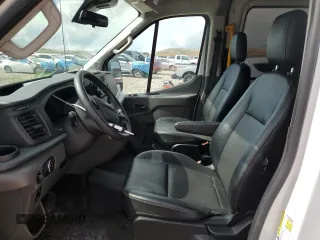 2022 Ford Transit Cargo z VIN 1FTYE1C86NKA58458, wystawiony jako Copart lot #56741155 z przebiegiem 41 243 mil mil oraz Szkoda całkowita • Salvage title. Historia ofert i sprzedaży dostępna na DreamBid. Obrazek 7.