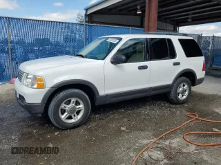 2003 Ford Explorer XLT z VIN 1FMZU63K33UA01860, wystawiony jako Copart lot #45987835 z przebiegiem 128 131 mil mil oraz Nie do naprawy • Non repairable. Historia ofert i sprzedaży dostępna na DreamBid. Obrazek 1.