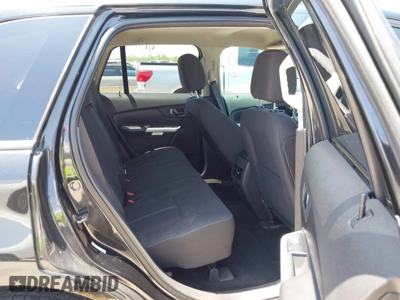2014 Ford Edge SE z VIN 2FMDK3GC0EBA37483, wystawiony jako IAAI lot #42091889 z przebiegiem 189 342 mil mil oraz . Historia ofert i sprzedaży dostępna na DreamBid. Obrazek 8.