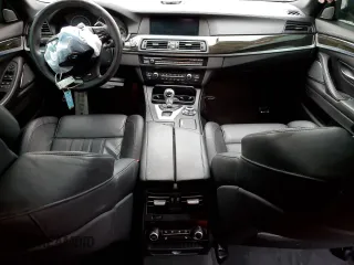 2013 BMW M5 with VIN WBSFV9C53DD096852, listed as a Copart auction lot 65917404 with 0 mi miles and Salvage Title. Bid and sale history available at carsss.com. Image 8.