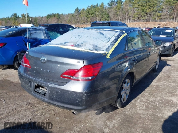 2008 Toyota Avalon XL with VIN 4T1BK36B18U303138, listed as a IAAI auction lot 41864330 with 208,932 mi miles and . Bid and sale history available at DreamBid. Image 4.