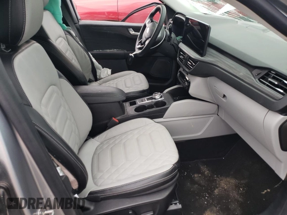 2023 Ford Escape with VIN 1FMCU0JZ0PUB24427, listed as a Copart auction lot 42050144 with 5,588 mi miles and . Bid and sale history available at DreamBid. Image 7.