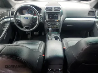 2016 Ford Explorer XLT z VIN 1FM5K8D83GGA93219, wystawiony jako Copart lot #58828405 z przebiegiem 134 961 mil mil oraz Szkoda całkowita • Salvage title. Historia ofert i sprzedaży dostępna na DreamBid. Obrazek 8.