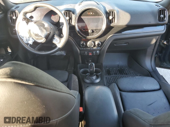 2022 MINI Countryman Cooper S with VIN WMZ53BR04N3N38492, listed as a Copart auction lot 85872264 with 33,186 mi miles and Salvage title. Bid and sale history available at DreamBid. Image 8.