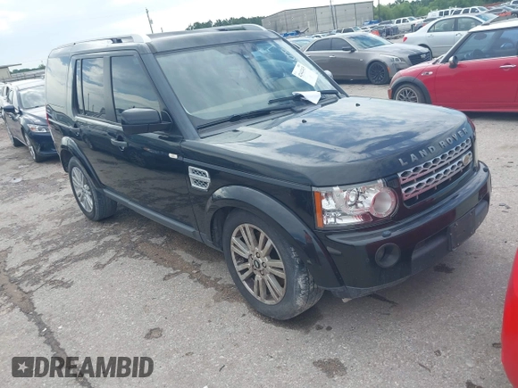2010 Land Rover LR4 Lux z VIN SALAK2D40AA527077, wystawiony jako IAAI lot #42442435 z przebiegiem 185 194 mil mil oraz . Historia ofert i sprzedaży dostępna na DreamBid. Obrazek 1.