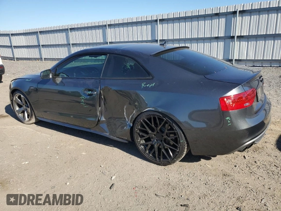 2015 Audi S5 Premium Plus z VIN WAUGGAFRXFA054749, wystawiony jako Copart lot #76754194 z przebiegiem 87 643 mil mil oraz Szkoda całkowita • Salvage title. Historia ofert i sprzedaży dostępna na DreamBid. Obrazek 2.