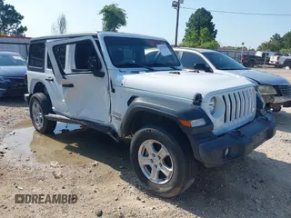 2020 Jeep Wrangler Unlimited Sport S z VIN 1C4HJXDG9LW237507, wystawiony jako IAAI lot #42377928 z przebiegiem 48 217 mil mil oraz . Historia ofert i sprzedaży dostępna na DreamBid. Obrazek 1.