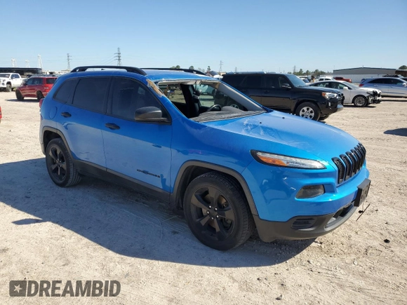 2017 Jeep Cherokee Altitude z VIN 1C4PJLAS0HW596491, wystawiony jako Copart lot #46773705 z przebiegiem 104 015 mil mil oraz Szkoda całkowita • Salvage title. Historia ofert i sprzedaży dostępna na DreamBid. Obrazek 4.