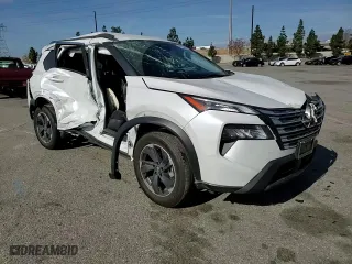 2024 Nissan Rogue SV with VIN JN8BT3BA2RW351093, listed as a Copart auction lot 46733065 with 32,674 mi miles and Salvage Title. Bid and sale history available at carsss.com. Image 12.