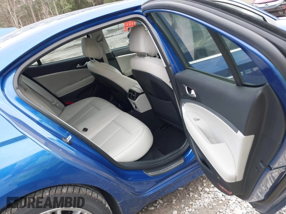 2020 Genesis G70 2.0T with VIN KMTG64LAXLU048760, listed as a IAAI auction lot 41553678 with 63,043 mi miles and . Bid and sale history available at DreamBid. Image 8.